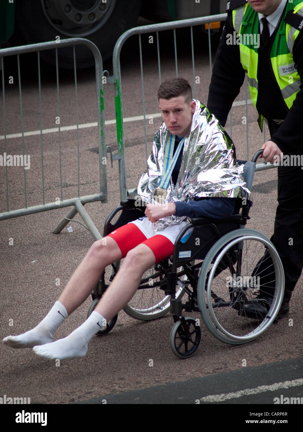 Brighton, UK. 15. April 2012. Ein Konkurrent in der Brighton Marathon 2012 Stockfoto