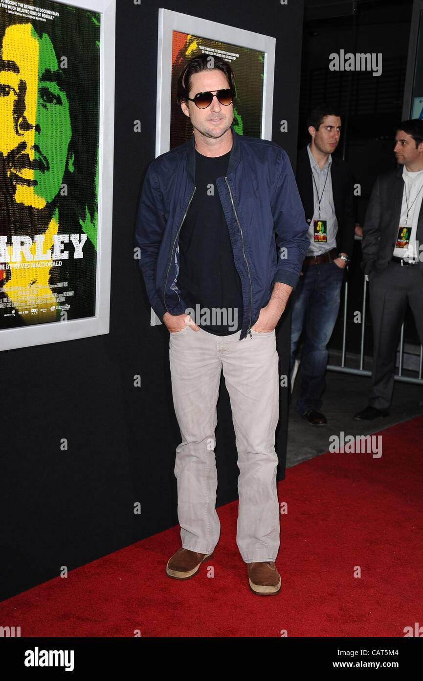 Luke Wilson im Ankunftsbereich für MARLEY Premiere, ArcLight Cinerama Dome, Los Angeles, CA 17. April 2012. Foto von: Tony Gonzalez/Everett Collection Stockfoto
