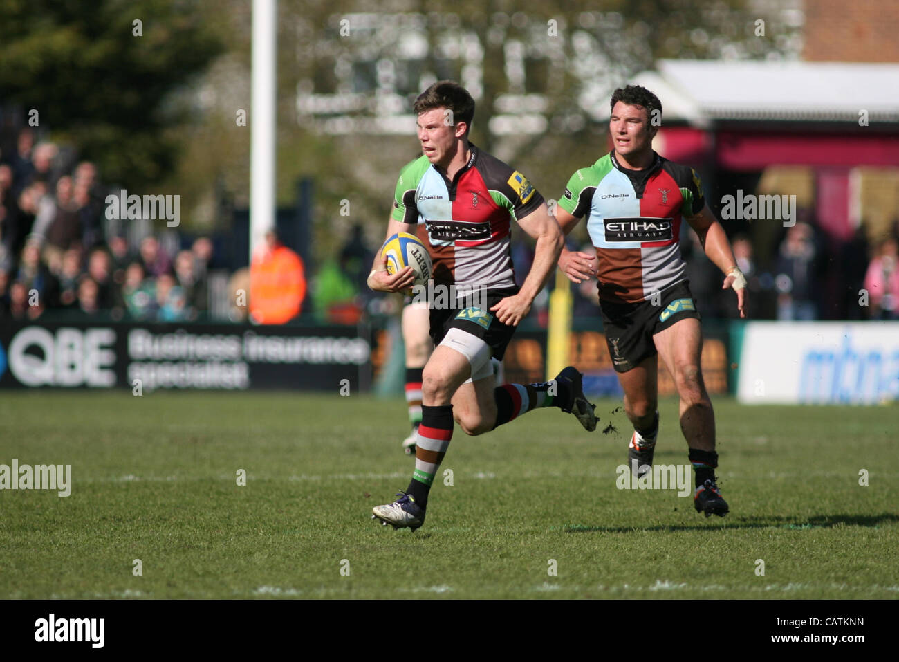 21.04.2012 London, England. Rugby Union. Harlekine V Leicester Tigers. Sam Smith in Aktion während der Aviva Premiership Spiel spielte bei The Stoop. Stockfoto