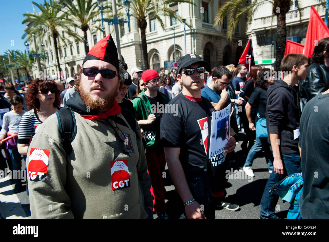 Barcelona, Spanien. 1. Mai 2012. Anarchist CGT Union Gedenken Maifeiertag und protestieren die Verhaftung von seiner Partnerin Laura Gomez verhaftet während der allgemeinen Streik am 29. März gegen das neue Arbeitsrecht für die Reform. Stockfoto