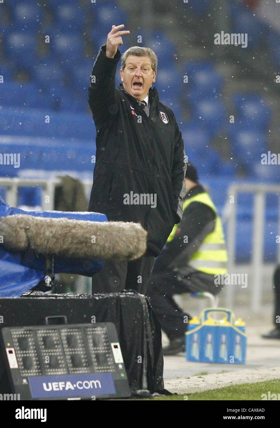16 12 2009 Roy Hodgson Trainer und Team Manager des FC Fulham Gesten während der UEFA Europa League Europa League 2009-2010 Basel Stockfoto