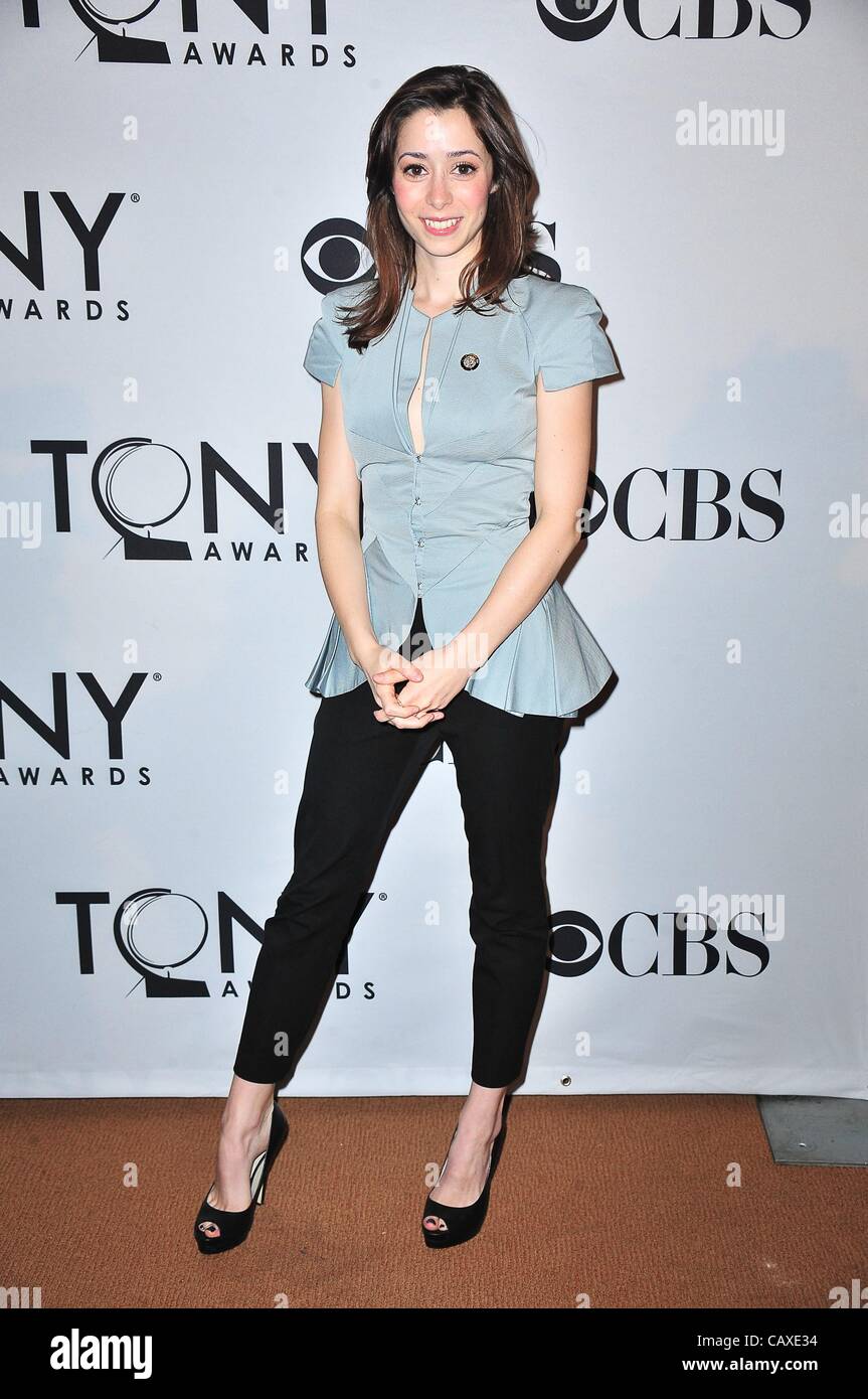 Cristin Milioti Teilnahme für 2012 treffen Tony Awards nominierten Presseempfang, The Millennium Broadway Hotel Times Square, New York, NY 2. Mai 2012. Foto von: Gregorio T. Binuya/Everett Collection Stockfoto