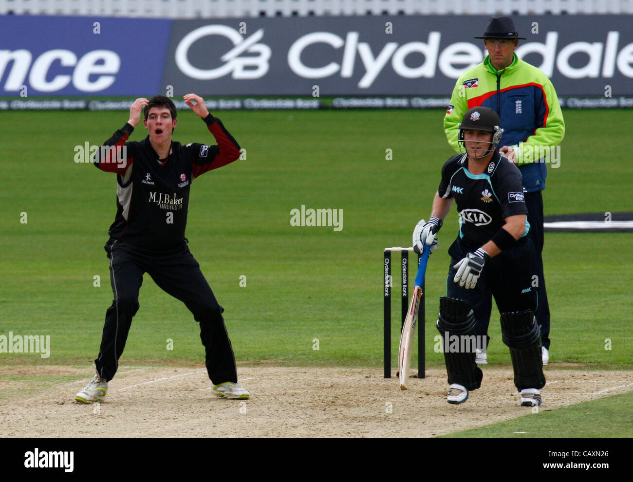 04.05.2012. Brit Oval, London, England.  George Dockrell Somerset County Cricket während der Clydesdale Bank Pro40 Spiel zwischen Surrey und Somerset an The Brit Oval am 4. Mai 2012 in London, England. Stockfoto