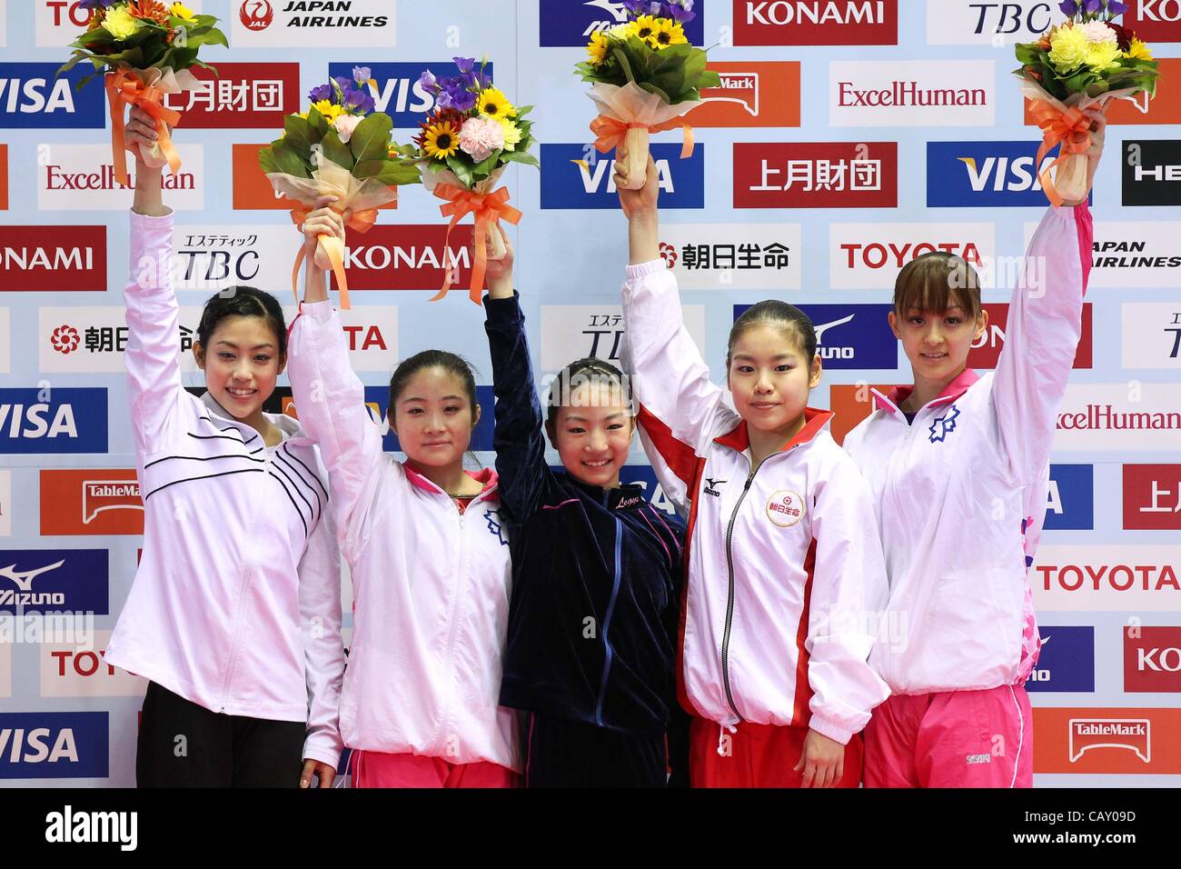 (L, R) Yuko Shintake, Koko Tsurumi, Asuka Teramoto, Yu Minobe Rie Tanaka (JPN), 5. Mai 2012 - Kunstturnen: die 51. NHK-Cup-Einzel der Frauen Allround-2. Tag im Yoyogi 1. Gymnasium, Tokio, Japan.  (Foto von Daiju Kitamura/AFLO SPORT) [1045] Stockfoto