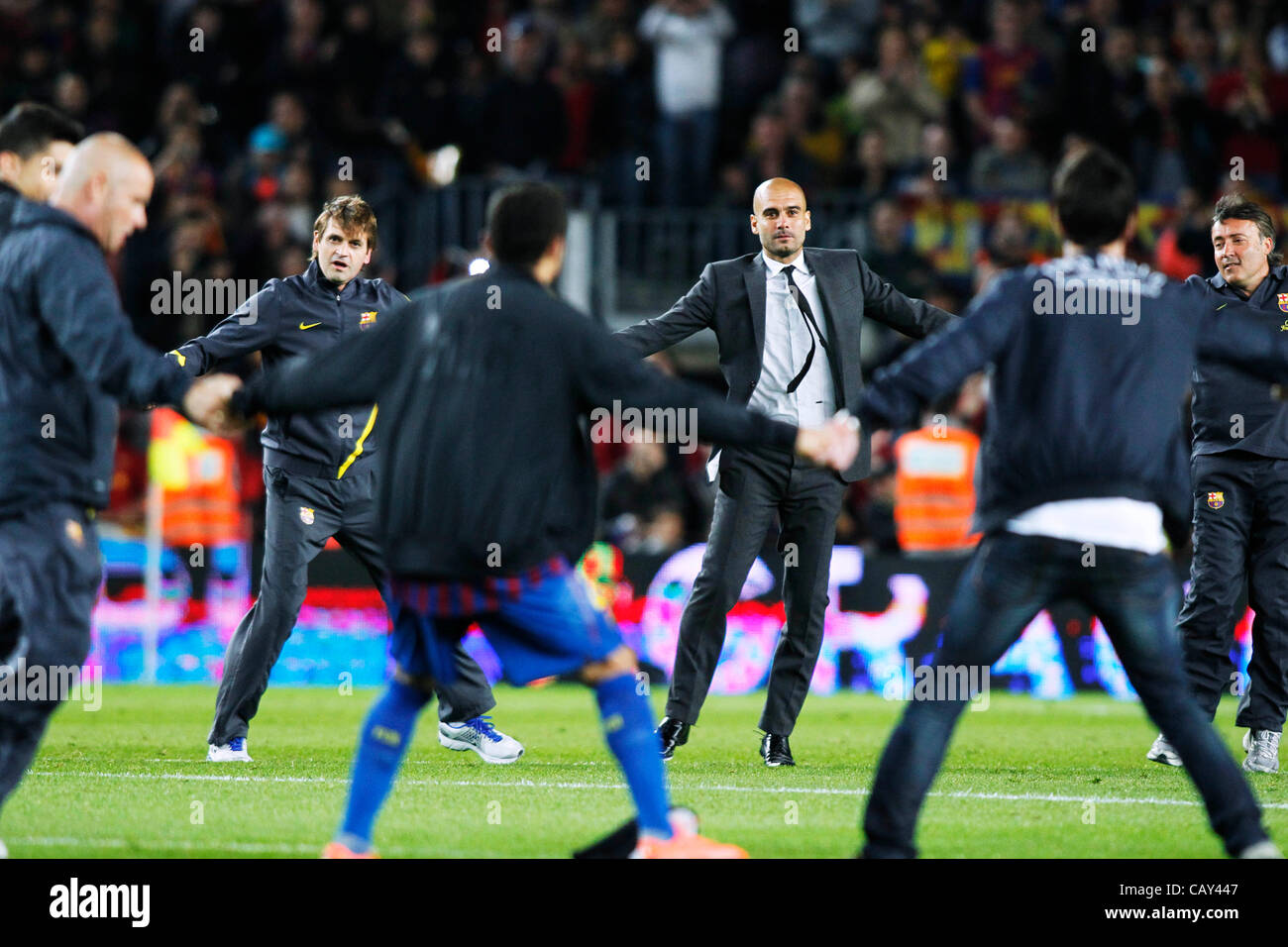 Tito Vilanova, Josep Guardiola (Barcelona), 5. Mai 2012 - Fußball / Fußball: Spanisch "Liga Espanola" match zwischen FC Barcelona 4-0 Espanyol Barcelona im Camp Nou in Barcelona, Spanien. (Foto von D.Nakashima/AFLO) [2336] Stockfoto