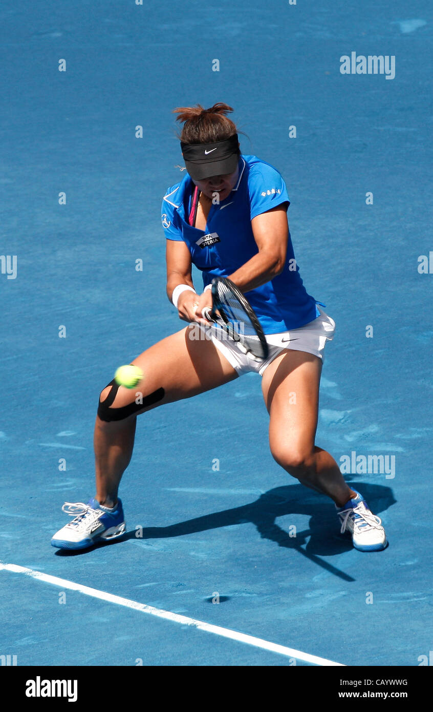 11.05.2012 Madrid, Spanien. Li CHN in Aktion gegen Victoria Azarenka während der 1/4 Finale Einzel WTA Madrid Masters-Tennisturnier. Stockfoto