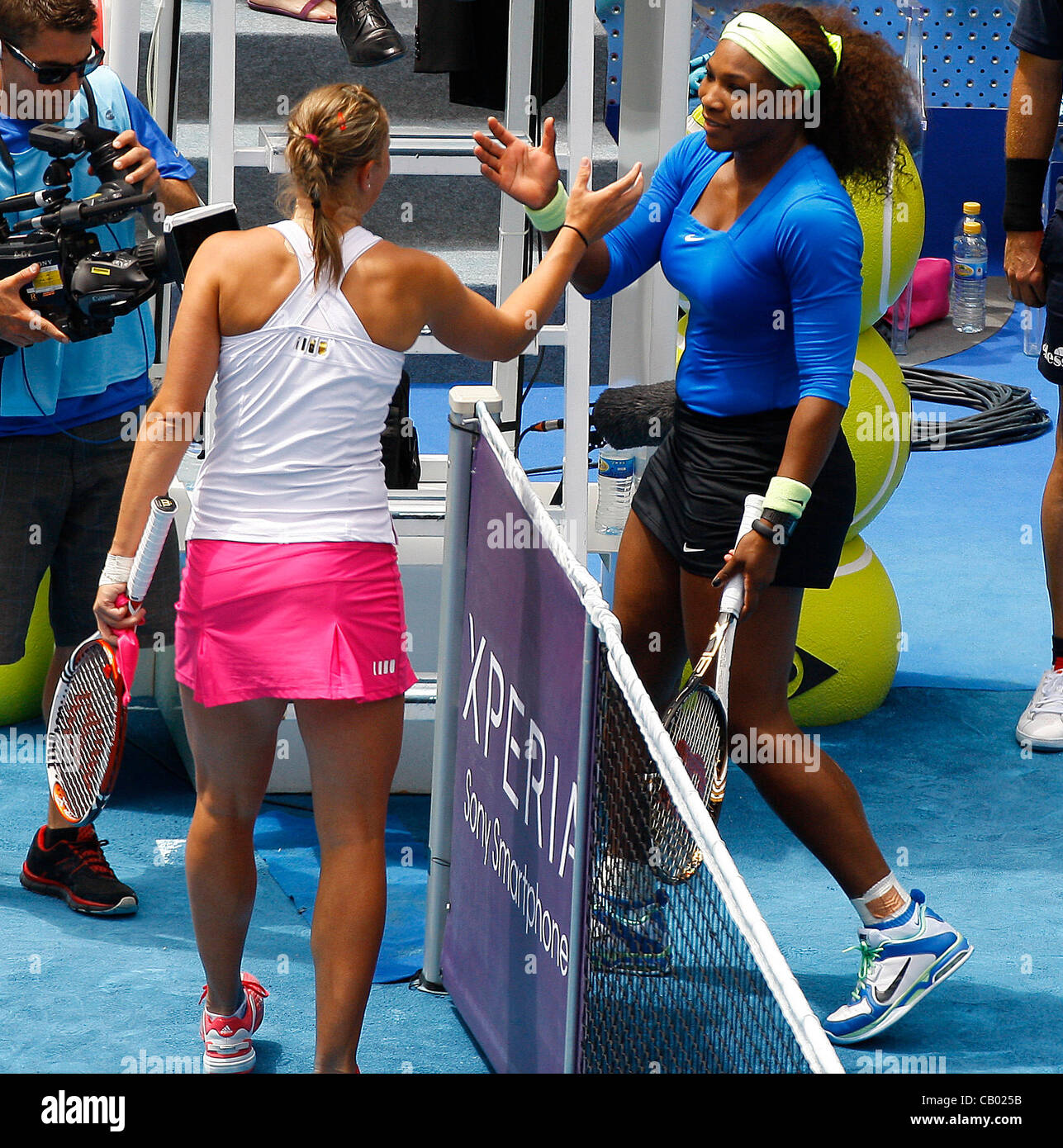 12.05.2012 Madrid, Spanien. Lucie Hradecka in Aktion gegen Serena Williams während das Halbfinale Einzel WTA Madrid Masters-Tennisturnier. Stockfoto