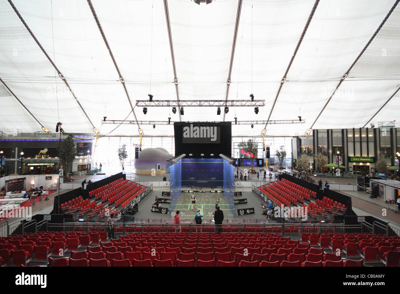 14.05.2012 die O2-Arena, London, England. Die Squash British Open 2012 Tag 1. Einen Überblick über das Gericht in der O2-Arena. VEREINIGTES KÖNIGREICH. Stockfoto