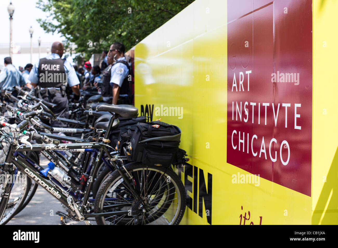 Chicago, USA. 20. Mai 2012. Chicago Polizei vorbereiten von Michelle Obama Nato Abendessen im Art Institute of chicago Stockfoto