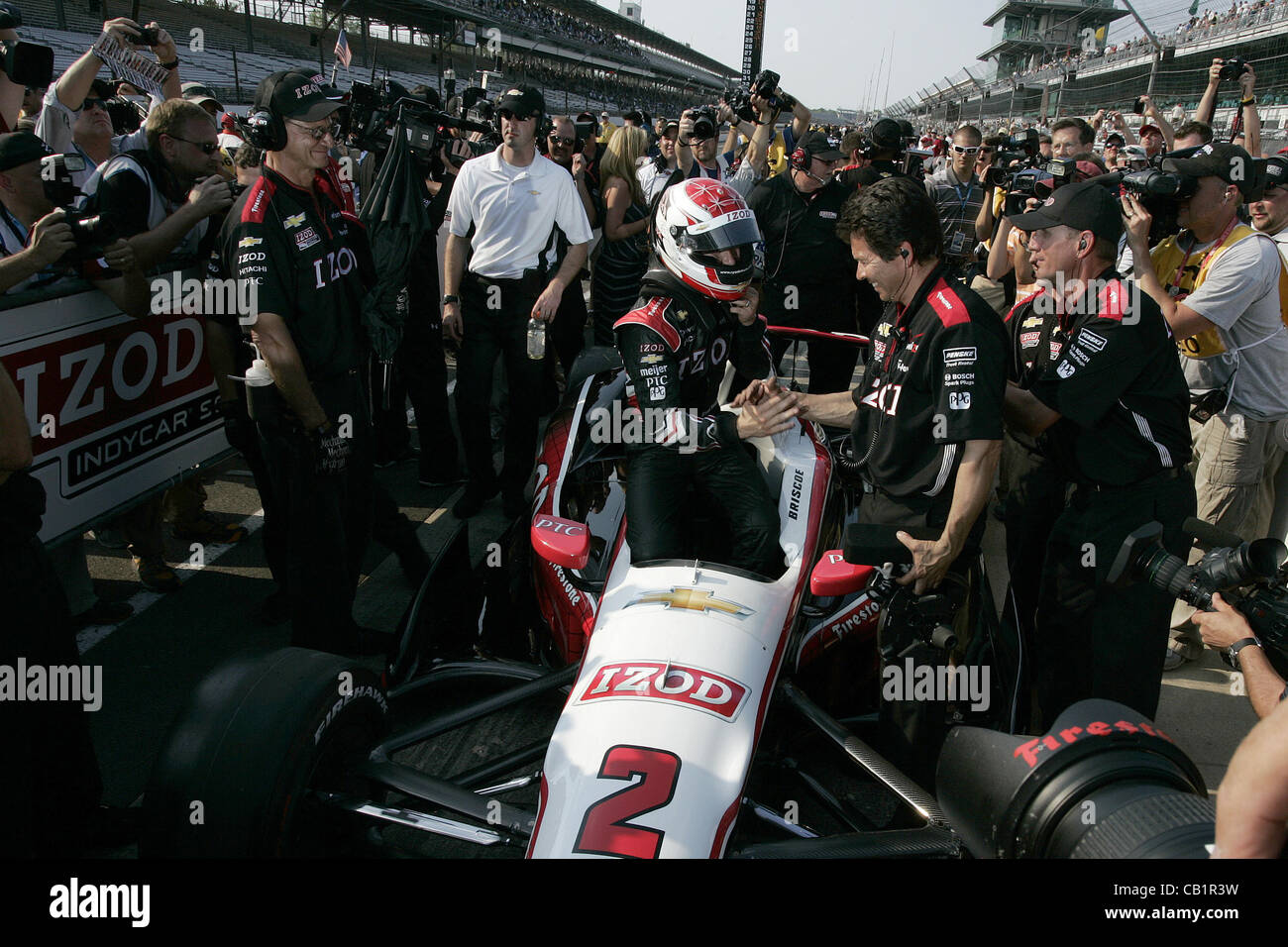 19. Mai 2012 - Indianapolis, Indiana, USA - IZOD Indycar Series, Indy 500, Indianapolis, IN, Qualifikation, Praxis, 18-27 Mai 2012, RYAN BRISCOE IZOD Team Penske Chevrolet, Pole Sieger fest. (Kredit-Bild: © Ron Bijlsma/ZUMAPRESS.com) Stockfoto