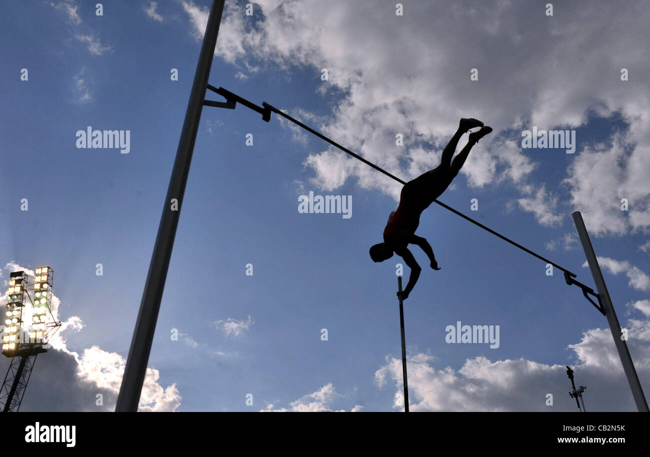 Pol-Sprung bei Golden Spike Athletic treffen in Ostrava, Tschechien am 25. Mai 2012. (Foto/Jaroslav Ozana CTK) Stockfoto