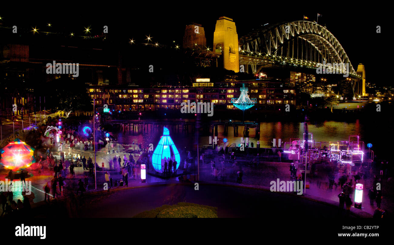 Sydney, Australien, 26. Mai 2012. Vivid Sydney Festival beginnt in Licht, Musik, Musik und Industrie verschiedene Licht Skulpturen Campbell Cove. Das Festival setzt sich bis zum 11. Juni. Stockfoto