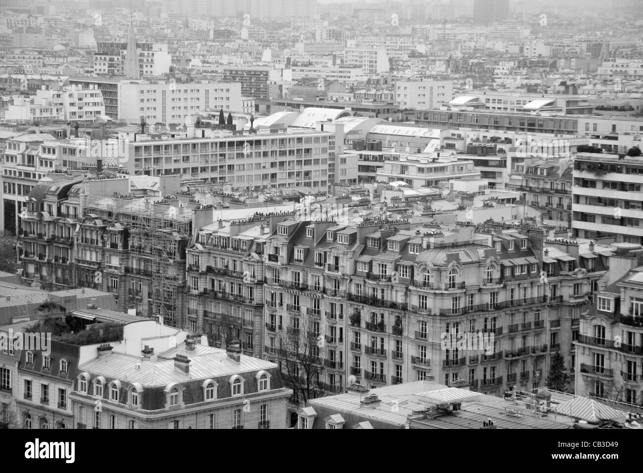 Stadt Paris, die Gebäude, Blick auf den Eiffelturm im Herbst (Frankreich). Stockfoto