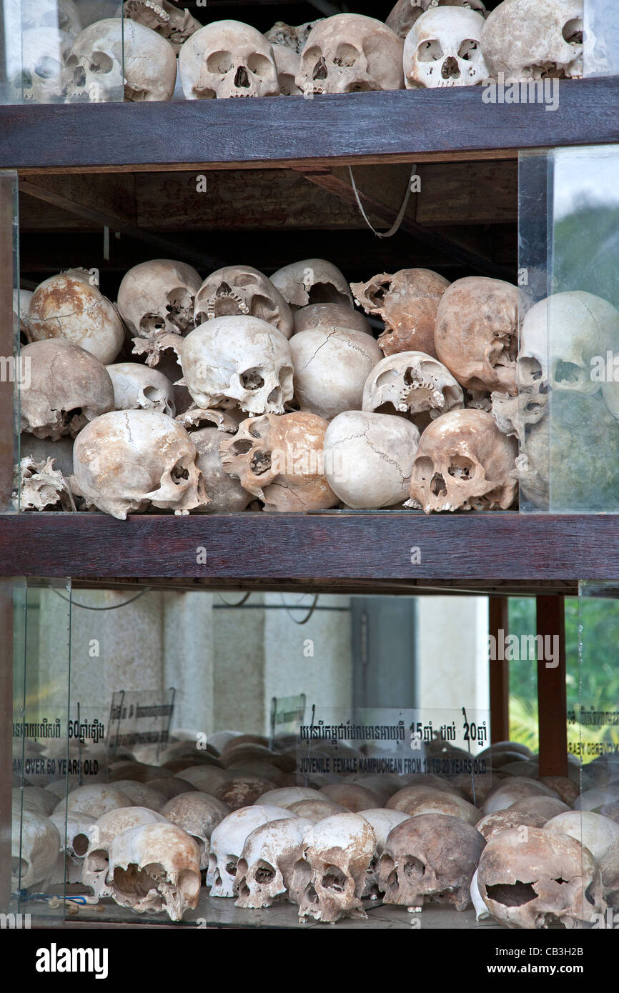 Stapel von Schädeln. Choeung Ek-Schlachtfeld. In der Nähe von Phnom Penh. Kambodscha Stockfoto