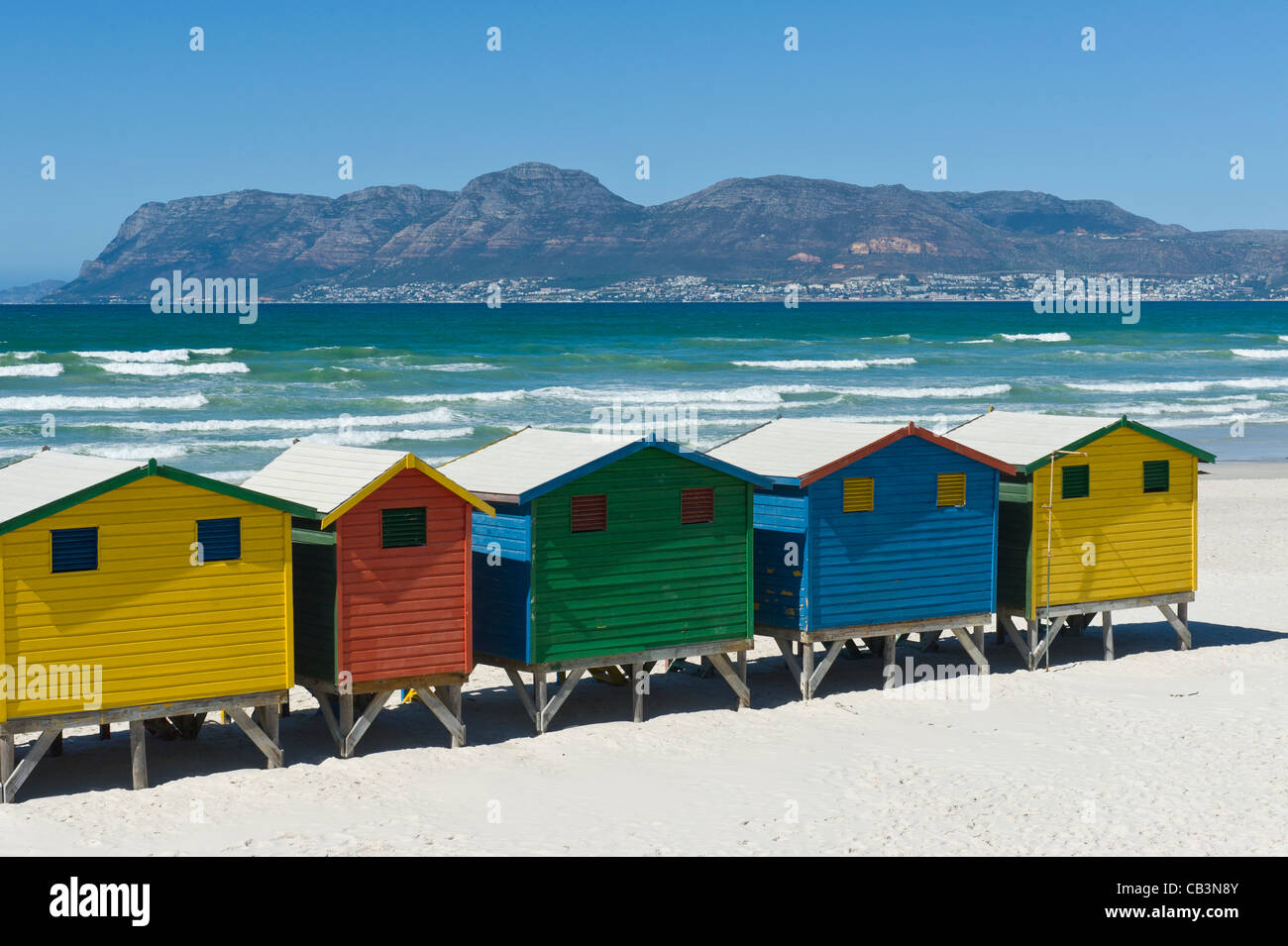 Bunte Strandhäuschen Muizenberg Western Cape Südafrika Stockfoto