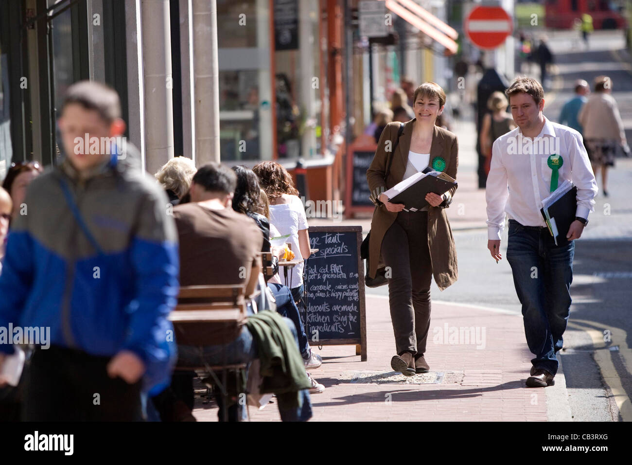 Anführer der grünen Partei Caroline Lucus in ihrem Wahlkreis Brighton Pavilion.  Bild von James Boardman. Stockfoto