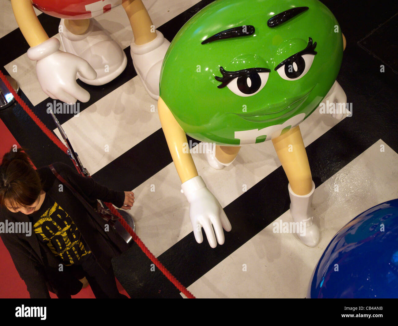 Großbritannien London Piccadilly Zirkus m & m es Welt Stockfoto