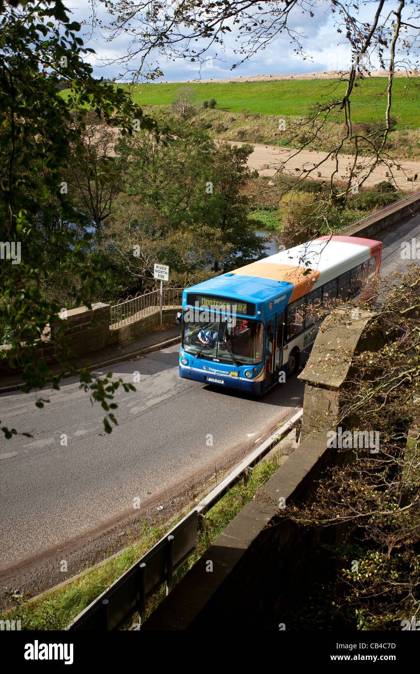 Schottische Land-Bus-Service an Northwater Brücke, die Küsten Montrose Routen Stockfoto