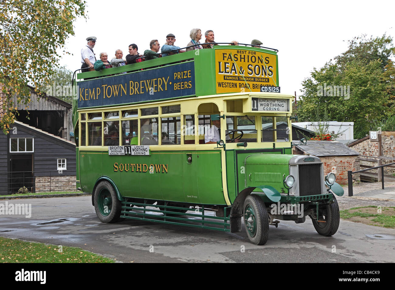 Leyland offenen oberen Doppeldecker bus Stockfoto