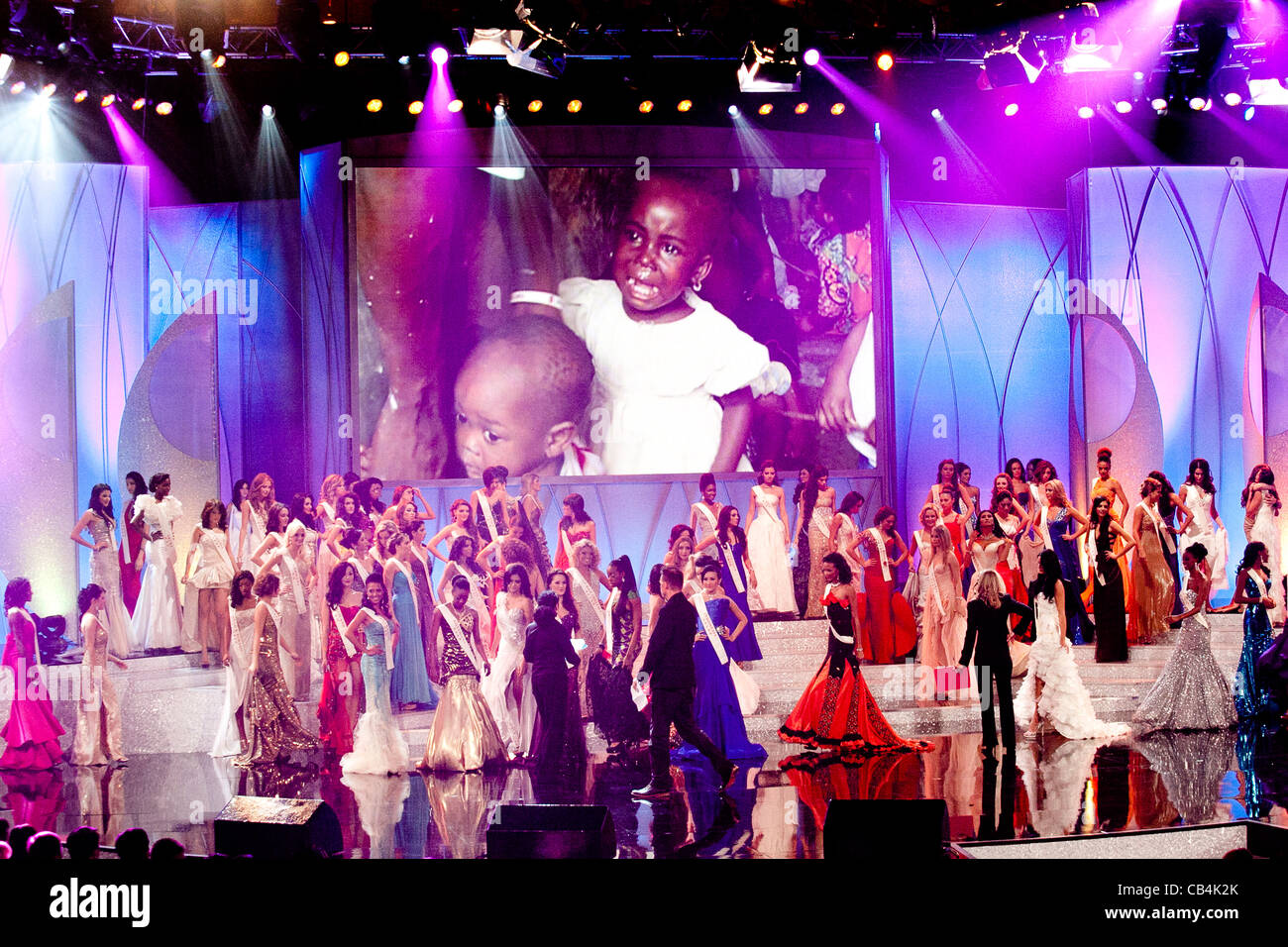 Miss World Beauty Pageant 2011, Earls Court. Teilnehmer und abschreckend-Projektion Stockfoto