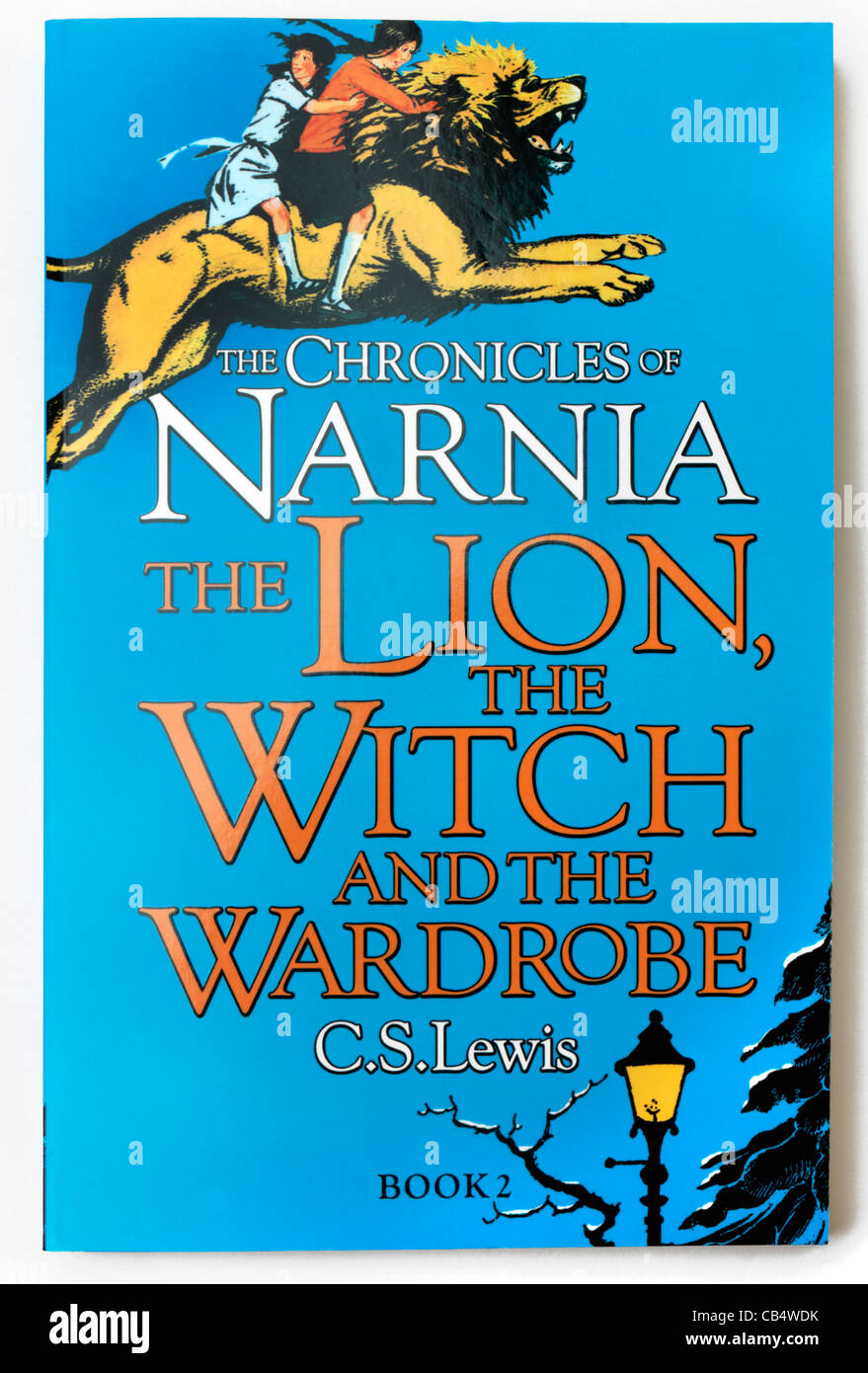 Der Löwe, die Hexe und die Garderobe von C.S Lewis den Chroniken von Narnia zu buchen Stockfoto