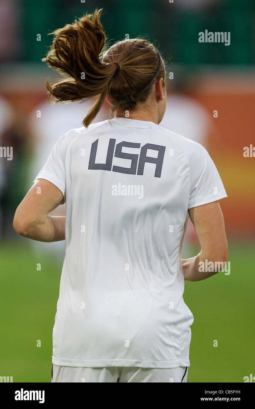 Heather O'Reilly der Vereinigten Staaten erwärmt sich vor einer FIFA Frauen Welt Cup Gruppe C Spiel gegen Schweden. Stockfoto