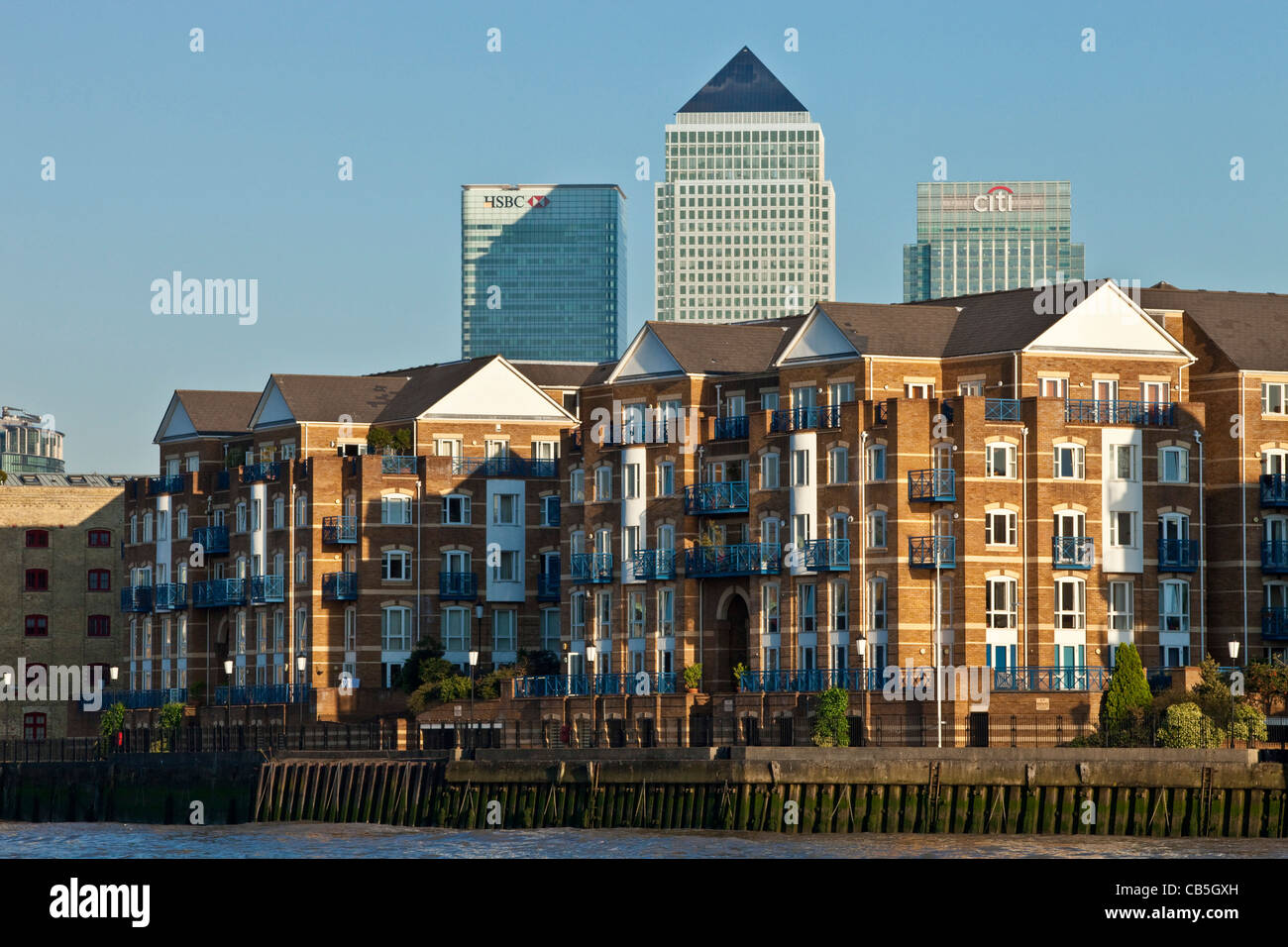 Riverside Apartments, Docklands, London, England Stockfoto