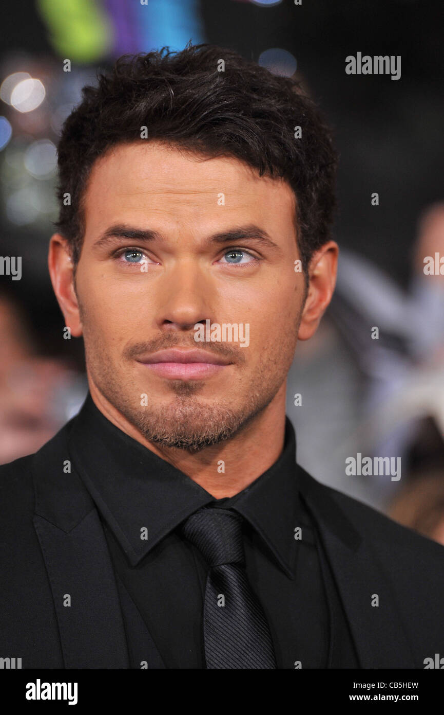 Kellan Lutz bei der Weltpremiere seines neuen Films "The Twilight Saga: Breaking Dawn - Teil 1: Stockfoto