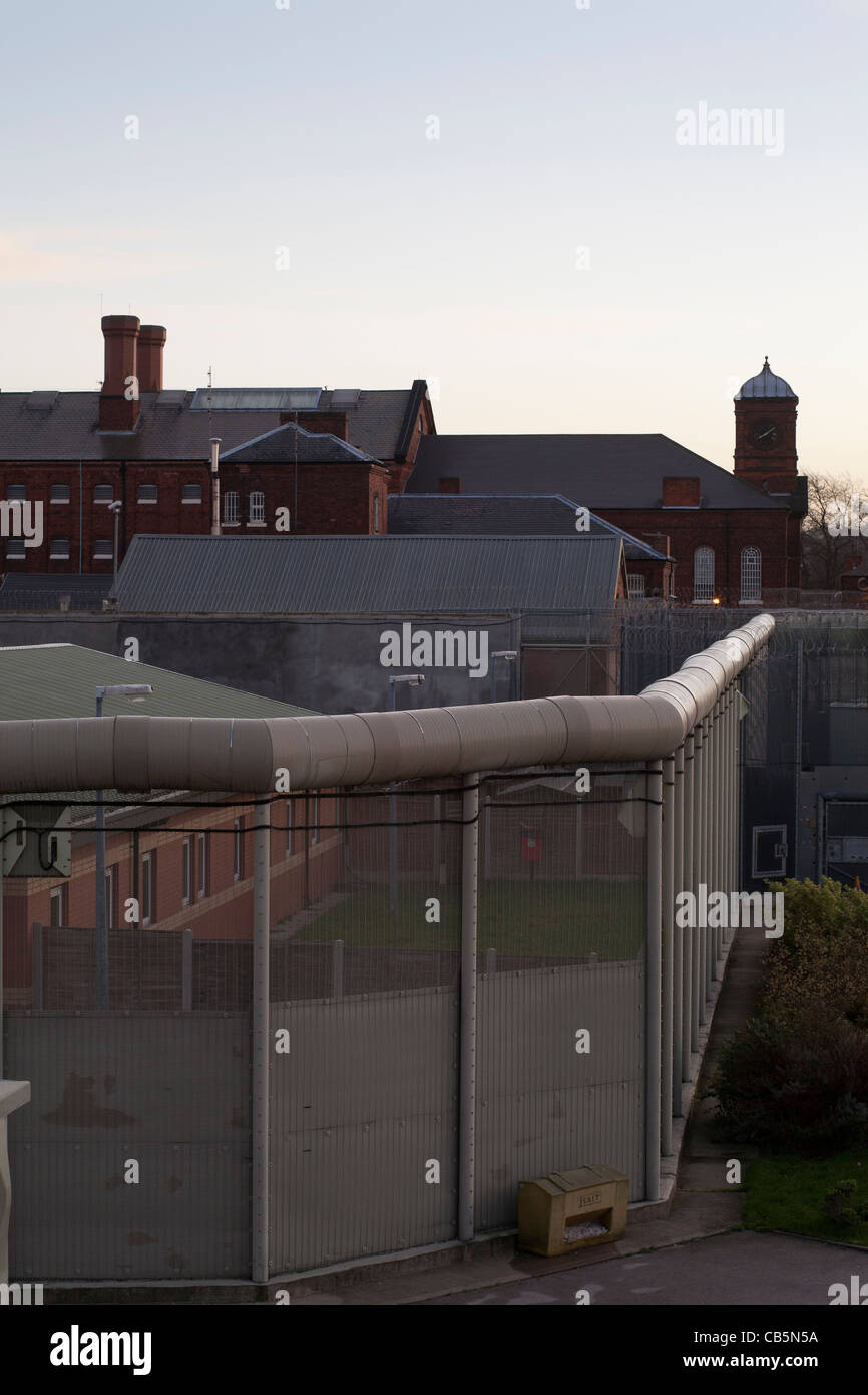 Zeigen Sie bei Sonnenaufgang von H M Gefängnis Nottingham UK an Stockfoto