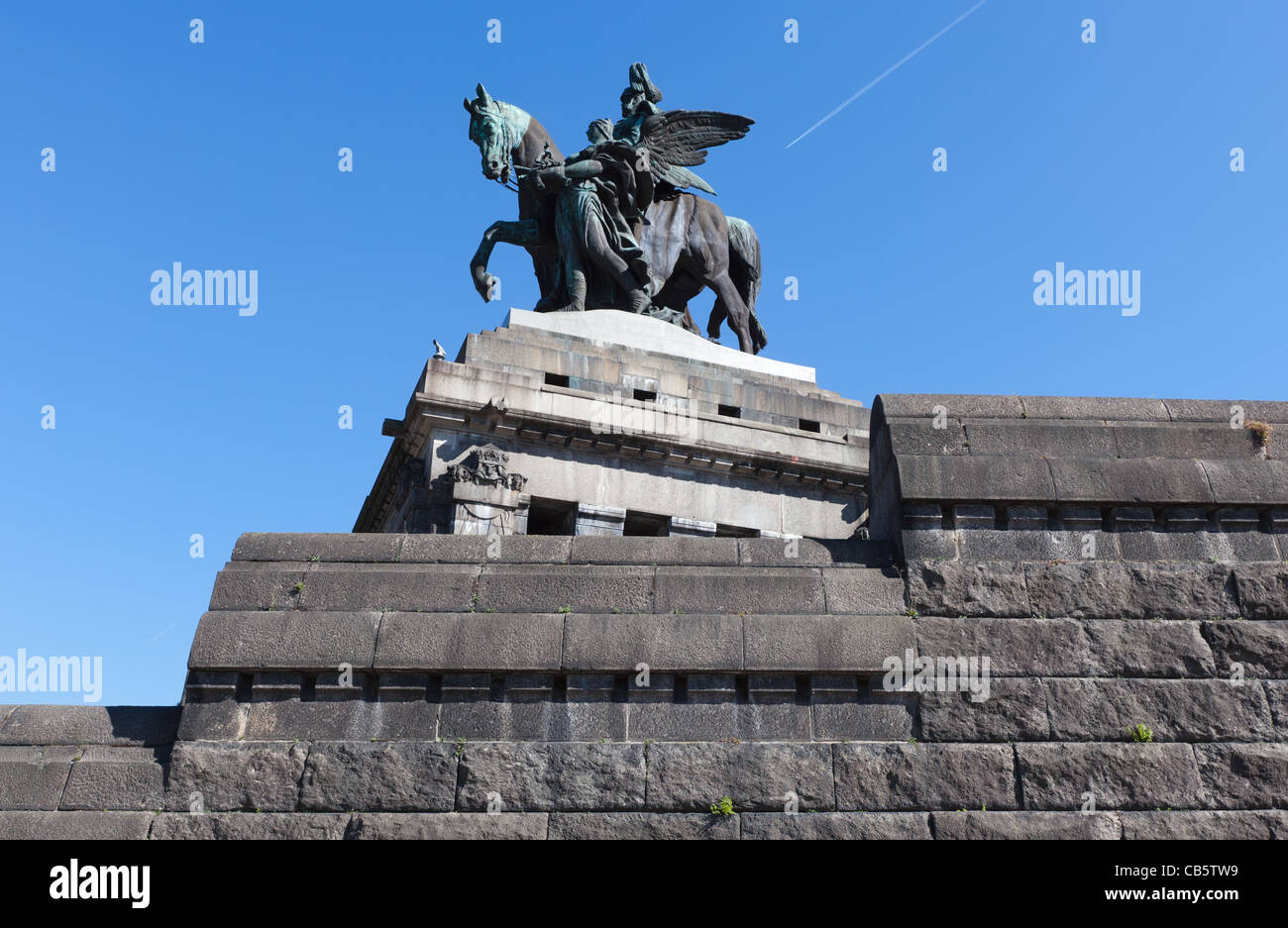 Deutsches Eck (Deutsches Eck) mit der Statue der deutschen Einheit und Wilhelm der große in Koblenz Stockfoto