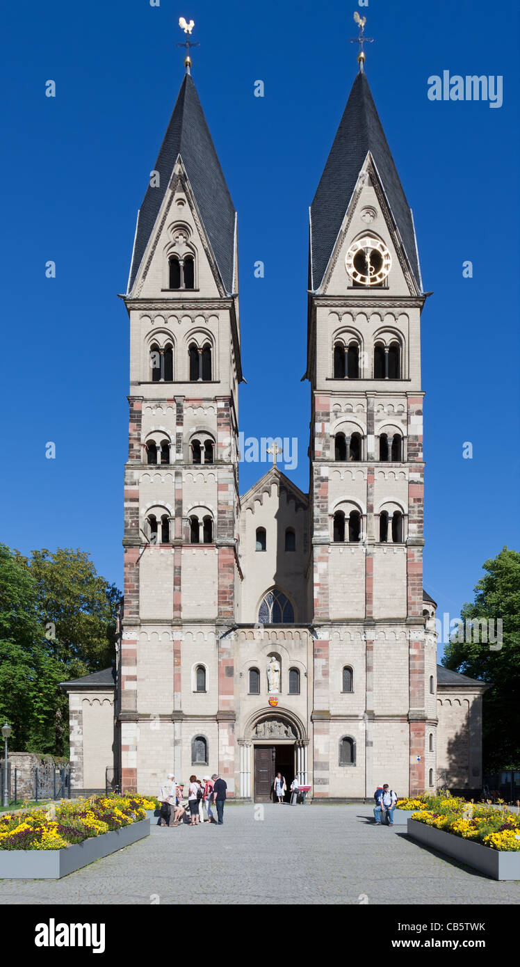 Die Basilika St. Kastor in Koblenz, wurde die älteste Kirche in der Stadt zwischen 817 und 836 erbaut. Stockfoto