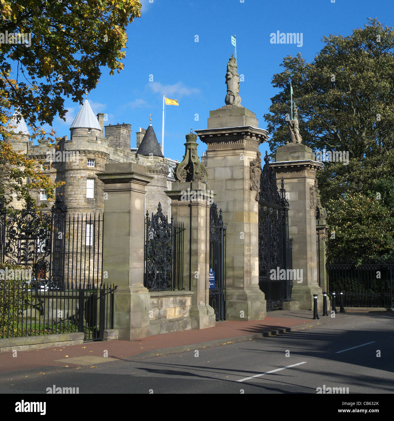 Toren zu Royal Palast von Holyrood House in Edinburgh, Schottland Stockfoto