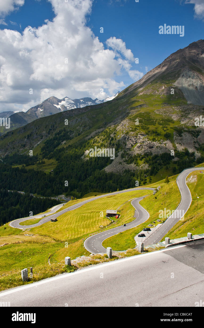 Sommer-Ansicht der Hochalpenstraße - Grossglockner. Österreich. Stockfoto
