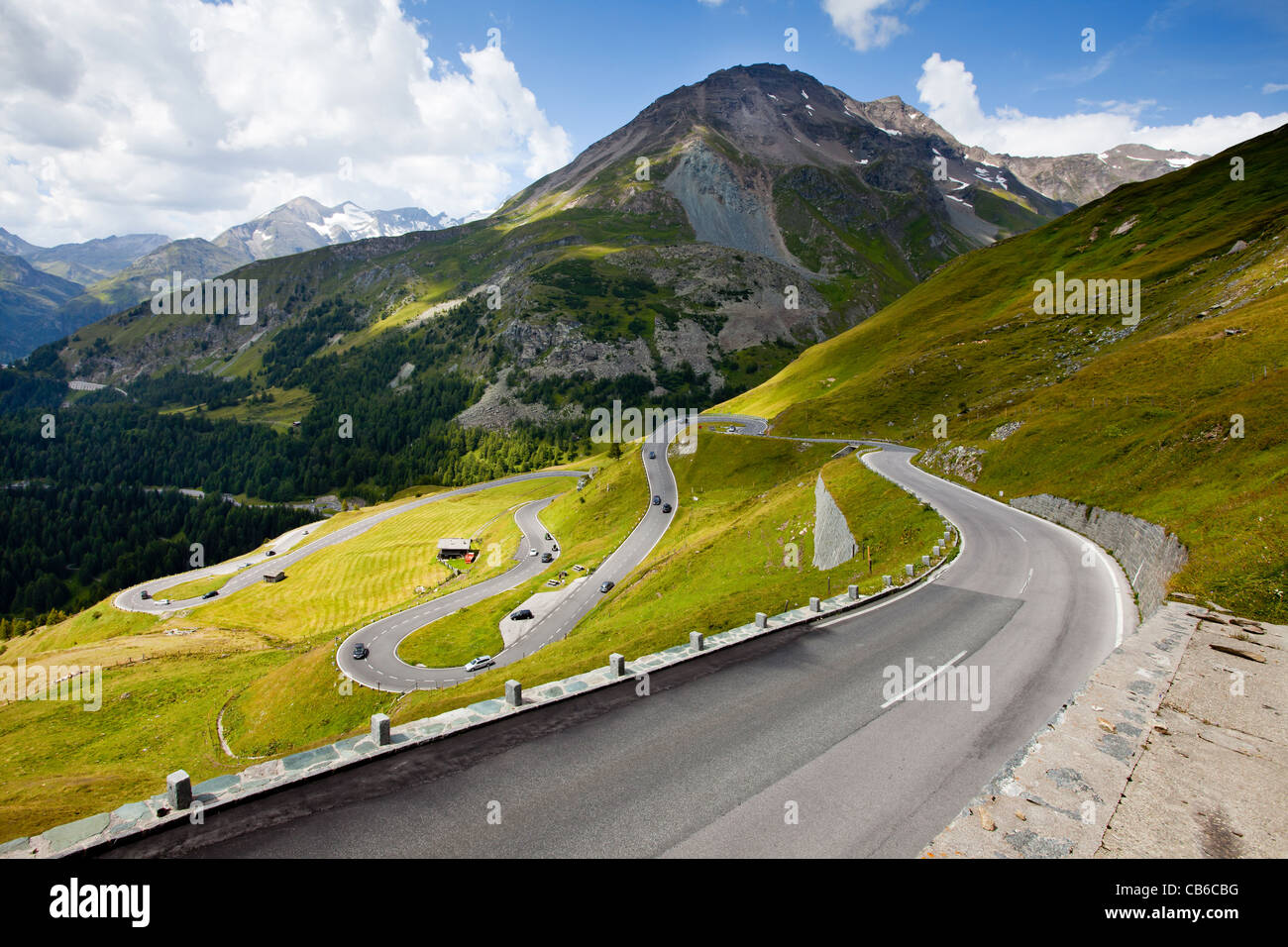 Sommer-Ansicht der Hochalpenstraße - Grossglockner. Österreich. Stockfoto