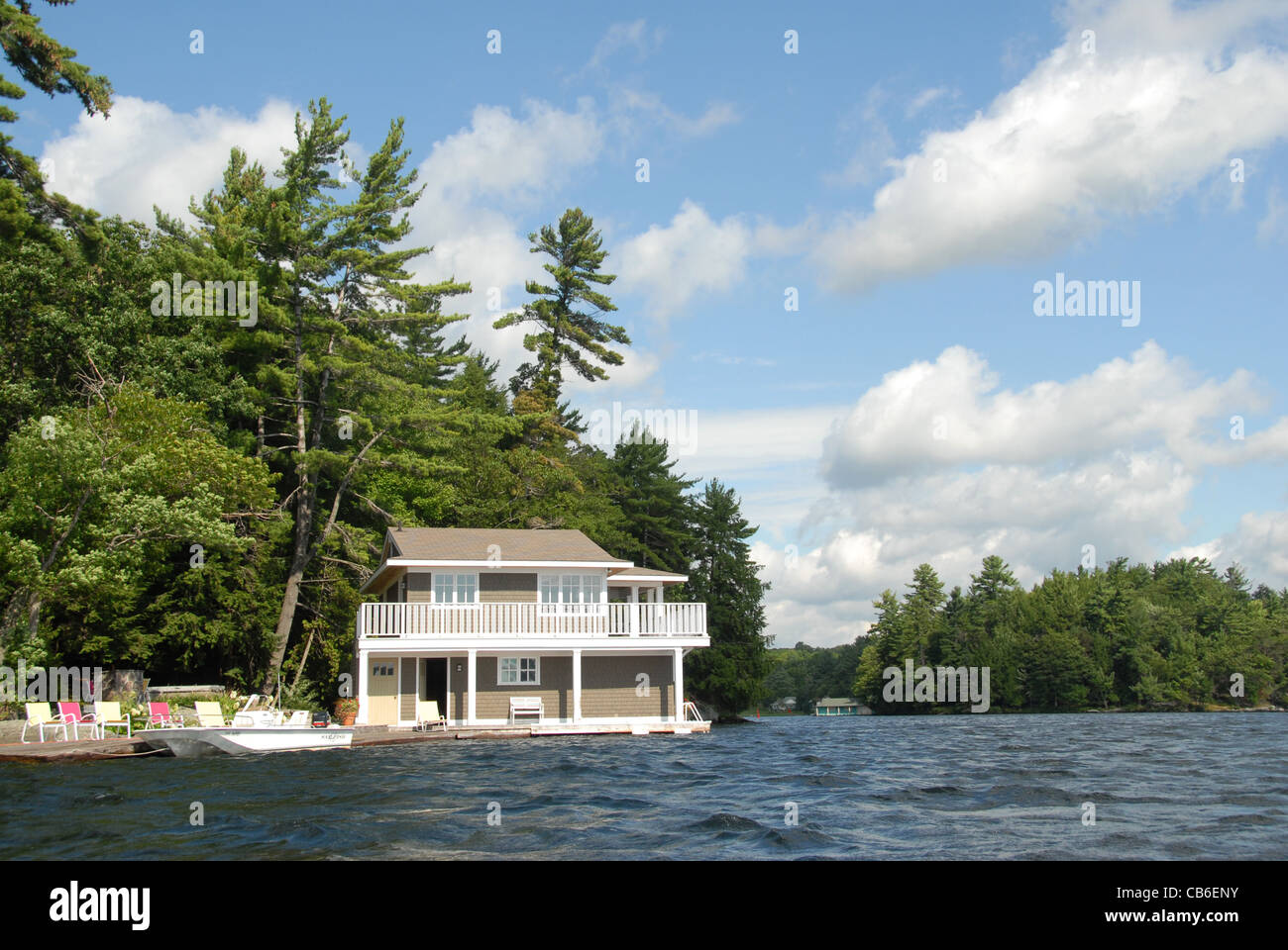 Ferienhaus in der Nähe von Minett in Muskoka am Ufer des See Rosseau Stockfoto