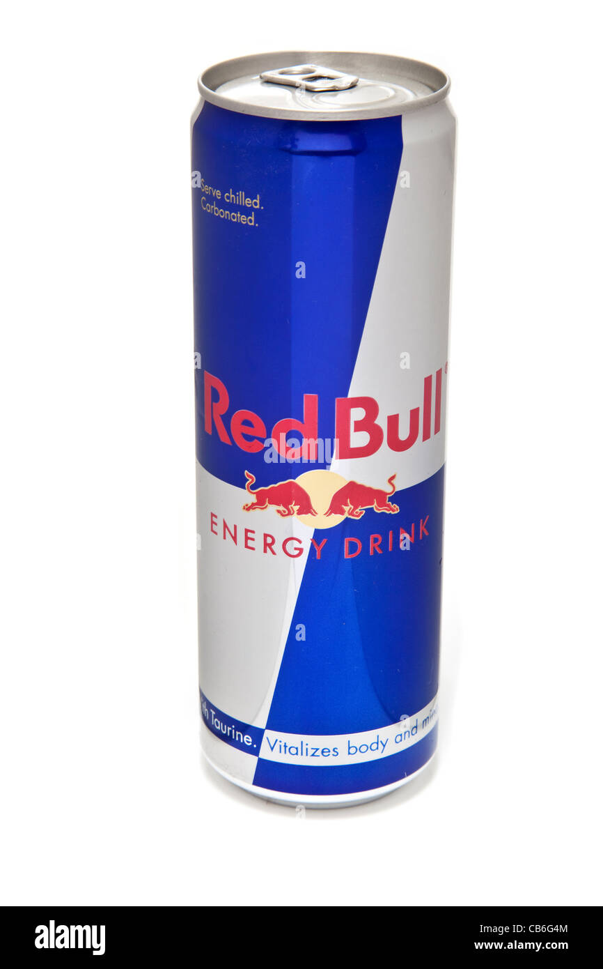 Dose Red Bull Energy drink isoliert auf einem weißen Studio-Hintergrund. Stockfoto