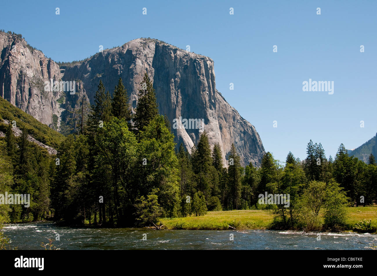 El Capitan, Merced River, Yosemite-Nationalpark, Kalifornien, USA. Foto Copyright Lee Foster. Foto # california121238 Stockfoto