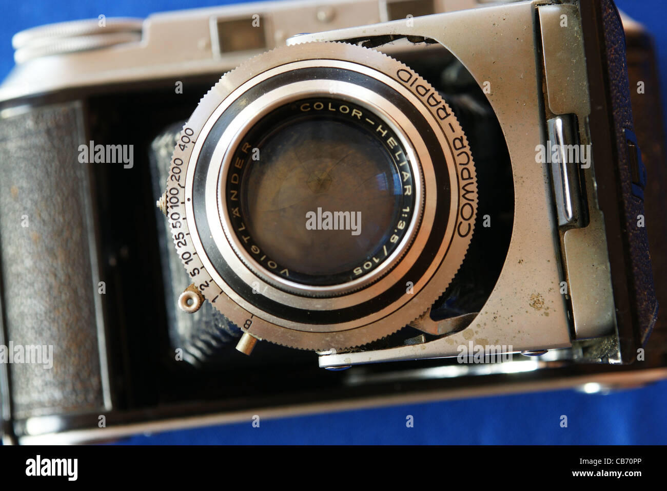 Ein Jahrgang klappbare Balgenkamera Voigtländer Bessa II Stockfoto