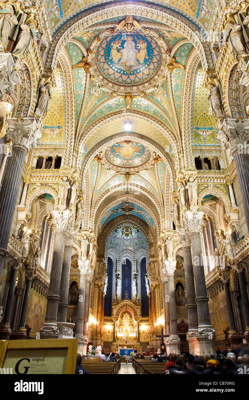 Basilika von Notre-Dame de Fourvière in Lyon, Frankreich (la Basilique Notre Dame de Fourvière) Stockfoto