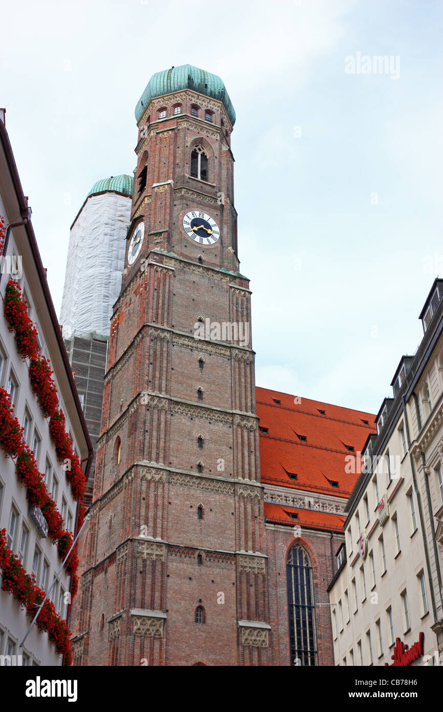 Frauenkirche, die berühmte Kirche im Zentrum von München Stockfoto