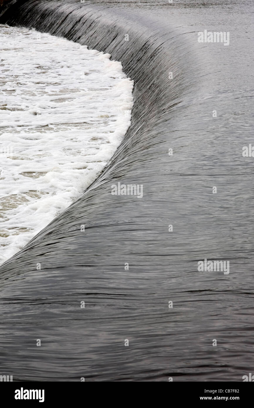 Cromwell Schloss Weir River Trent Nottinghamshire Stockfoto