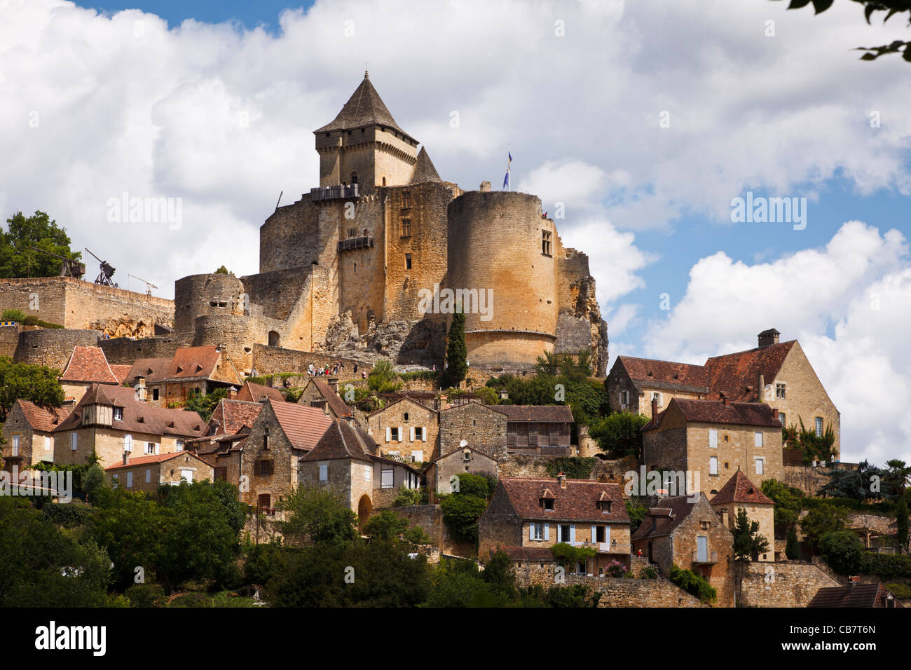 Castelnaud Schloss und Stadt, Perigord Noir, Dordogne, Frankreich, Europa Stockfoto