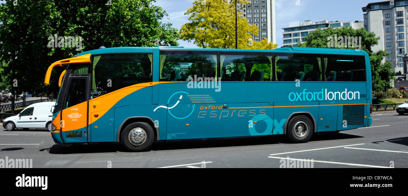 Oxford Express Reisende Trainer öffentliche Verkehrsmittel in die Park Lane, die eine direkte Verbindung zwischen Oxford und London England Großbritannien Stockfoto