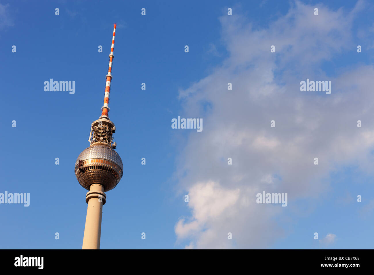Der Fernsehturm in Berlin, Deutschland. Stockfoto