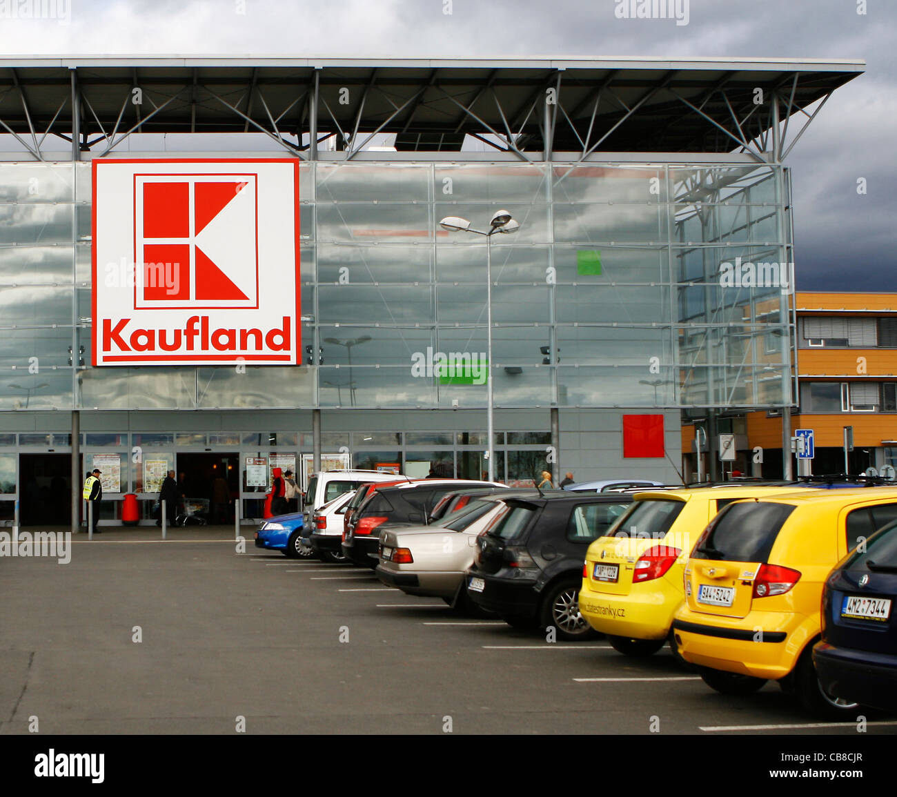 bilder von kaufland singen