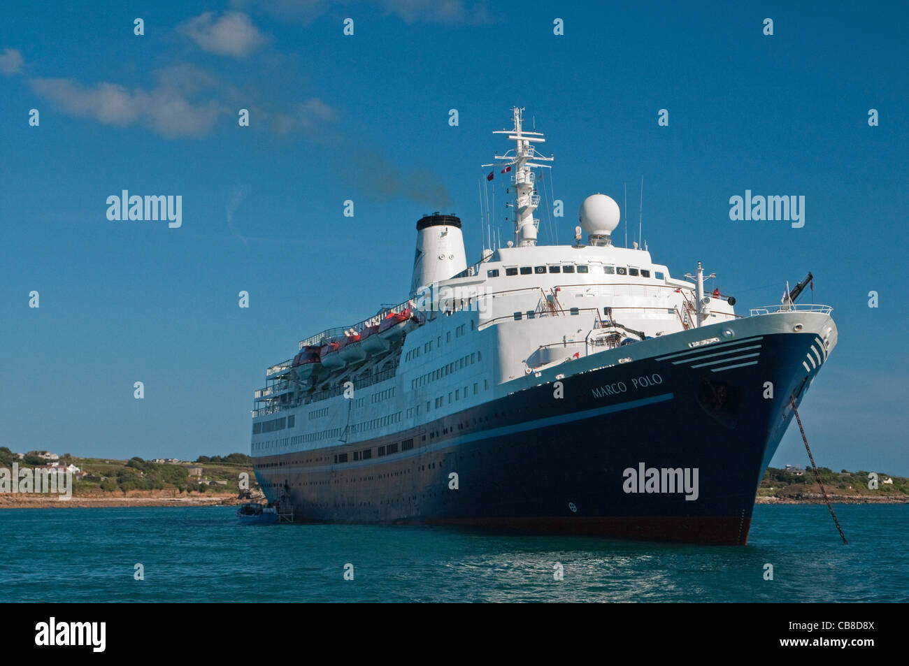 Marco Polo Cruise Liner in der Scilly-Inseln vor Anker Stockfoto