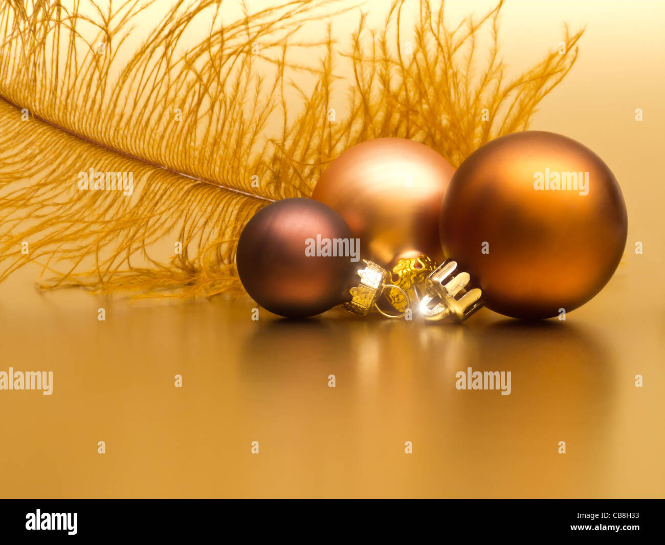 Goldene Weihnachtsdekoration Stockfoto