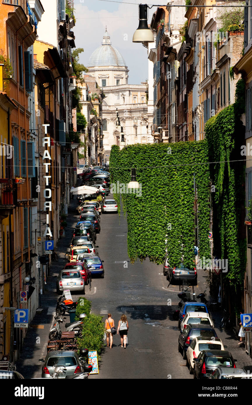 Via Panisperna im Hinblick auf die Kirche Santa Maria Maggiore, Rom, Italien Stockfoto