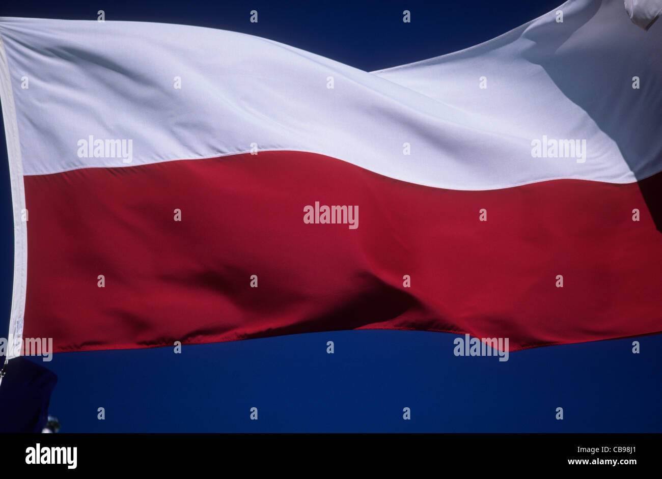 Polnische flagge -Fotos und -Bildmaterial in hoher Auflösung – Alamy