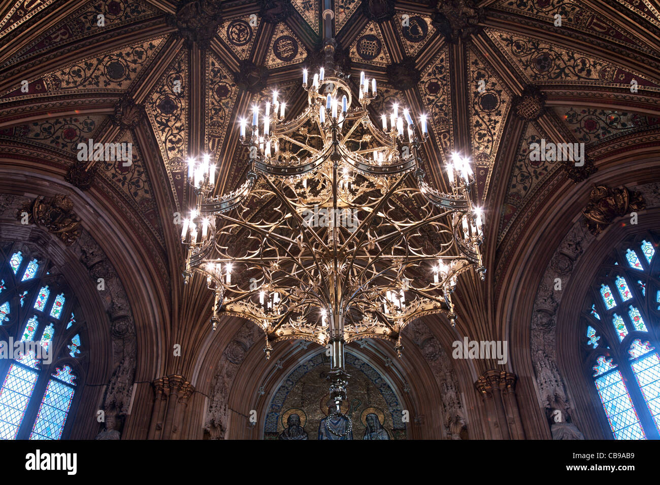 Kronleuchter, House Of Lords & House of Commons Lobby, des Parlaments, London, Großbritannien Stockfoto